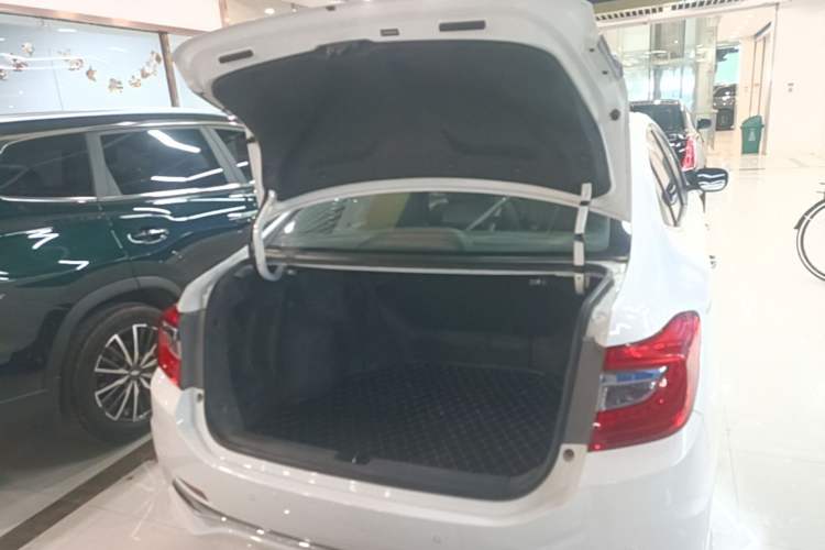 Used Honda Crider 2016 1.8L CVT Luxury Edition Trunk