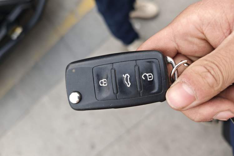 Used Volkswagen C-TREK 2017 230TSI DSG Luxury Model
