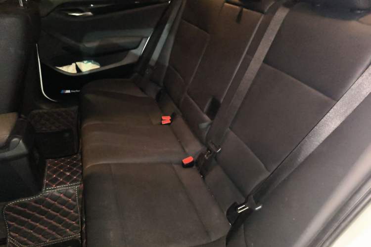 Used BMW X1 2015 sDrive18i Leading Edition Left Rear Seat