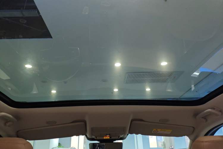 Used Land Rover Discovery Sport 2024 Luxury Custom Edition
