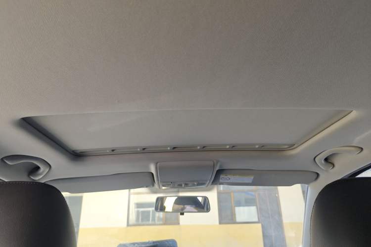 Used Volkswagen Gran Lavida 2013 1.6L Automatic Comfort Model