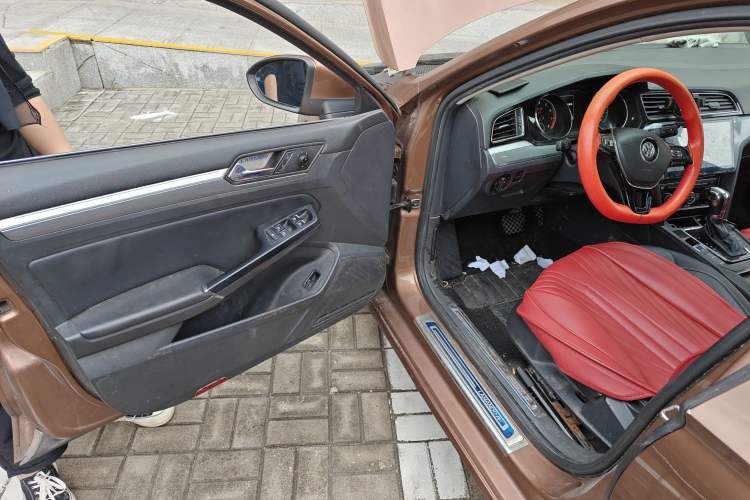 Used Volkswagen Lamando 2017 280TSI DSG Comfort Edition