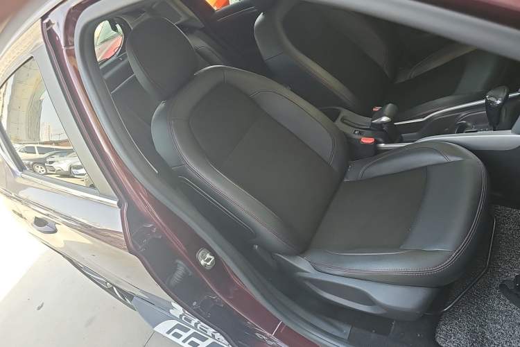 Used Citroen C3-XR 2015 1.6L Automatic Pioneer Model
