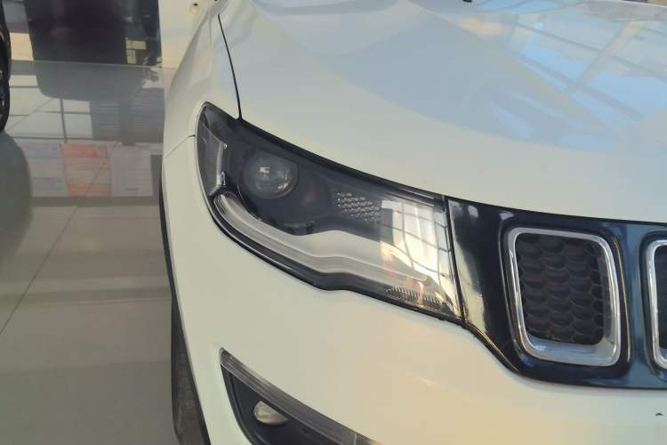 Used Jeep Compass 2017 200T Automatic Family Edition