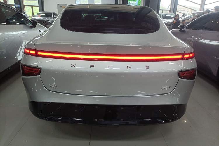 Used XPeng P7 2022 670E+ Rear