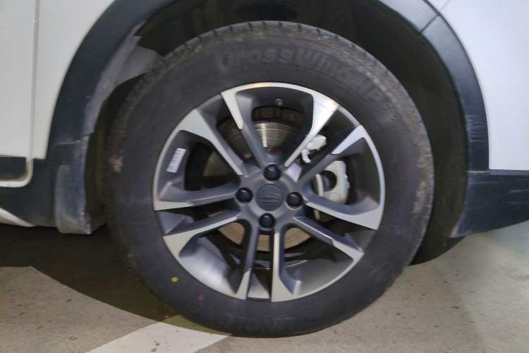 Used Geely Auto Vision X3 2019 Upgraded Model 1.5L CVT Elite Version
