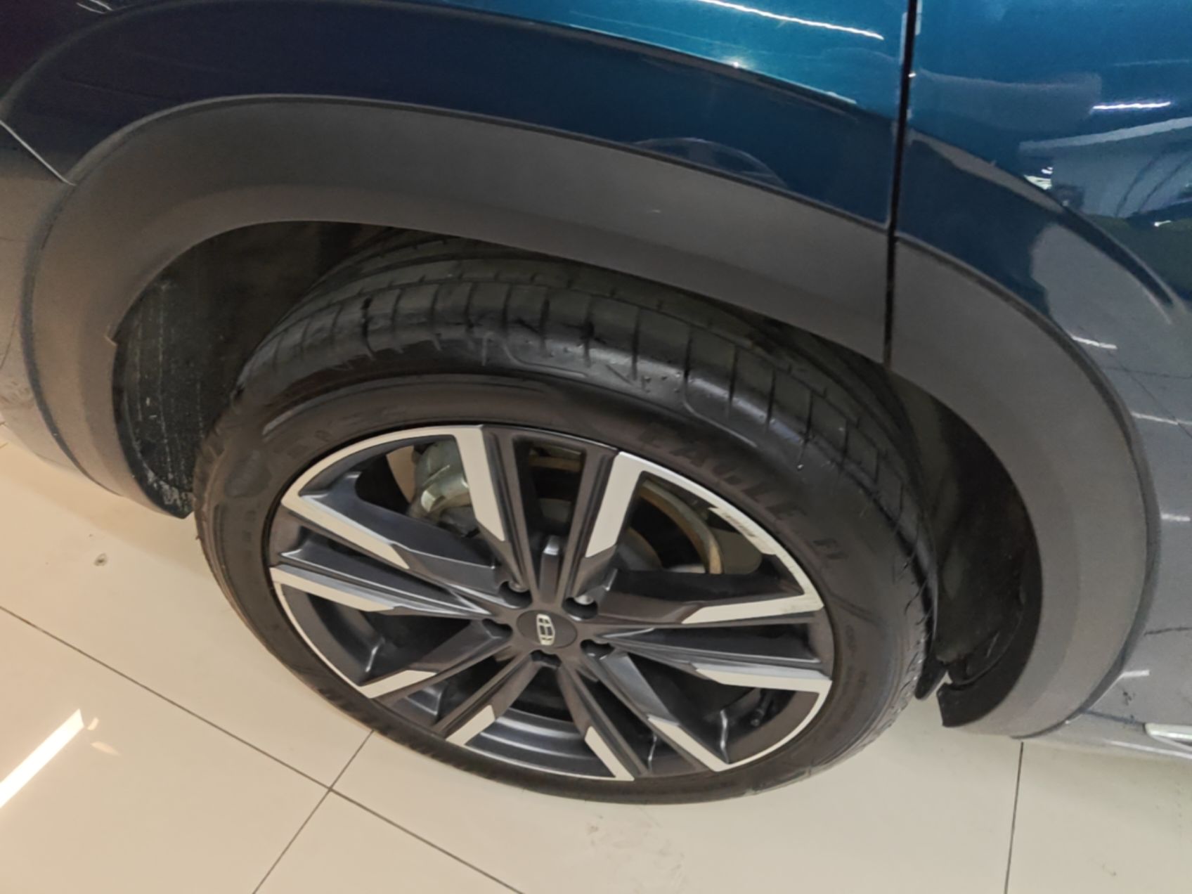 Geely Auto Monjaro L 2024 2.0TD High-Power Automatic Two-Wheel Drive Skyline Edition — снимка 11