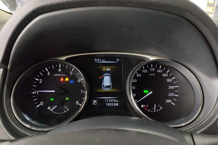 Used Nissan X-Trail 2015 2.0L CVT Comfort MAX Edition 2WD
