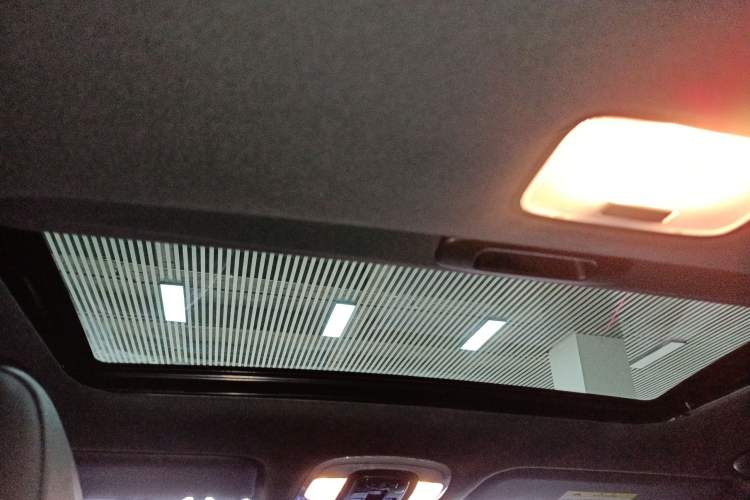 Used Hyundai Elantra 2021 240TGDi DCT LUX Prestige Edition