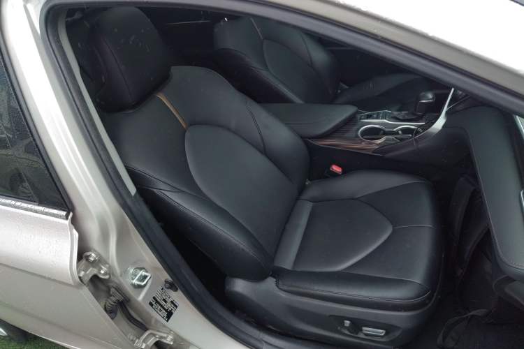 Used Toyota Camry 2019 2.5G Luxury Edition China VI Standard Right Front Seat