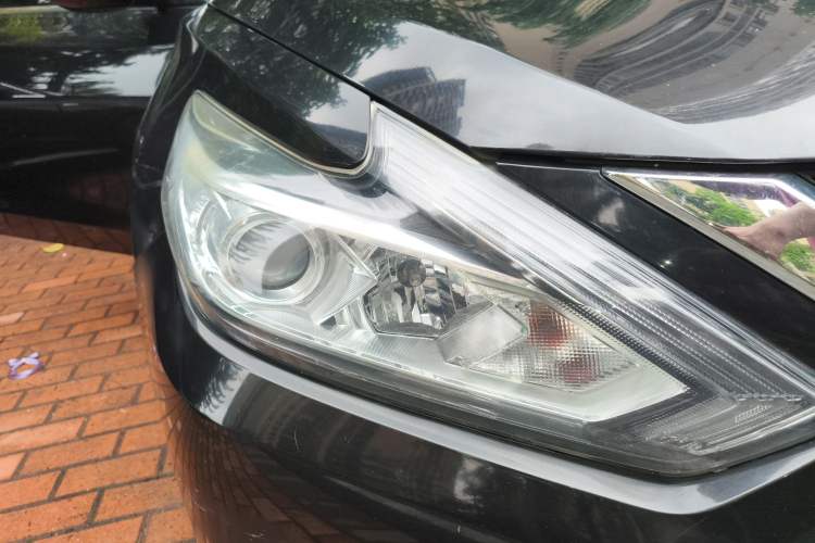 Used Nissan Teana 2016 2.0L XE Fashion Edition Right Front Headlight