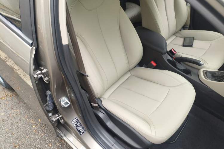 Used Buick GT 2021 Exemplar 1.5L Automatic Elite Version Right Front Seat