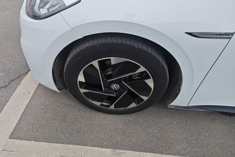 Used Volkswagen ID.3 2023 Pure Smart Edition Exterior 4