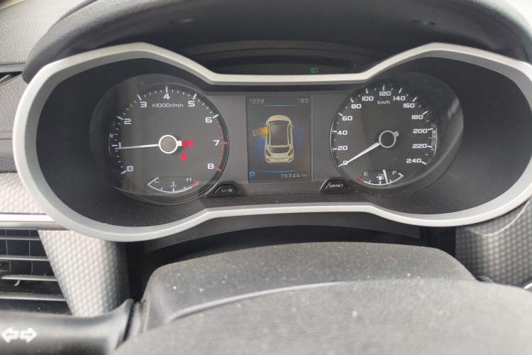 Used Geely Auto Emgrand GS 2016 Sport Edition 1.3T Automatic LingShang Model Odometer Close Up