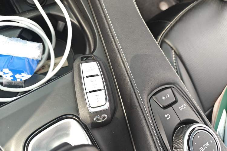 Used Infiniti QX50 2020 2.0T Two-Wheel Drive Fashion Edition Vehicle Key