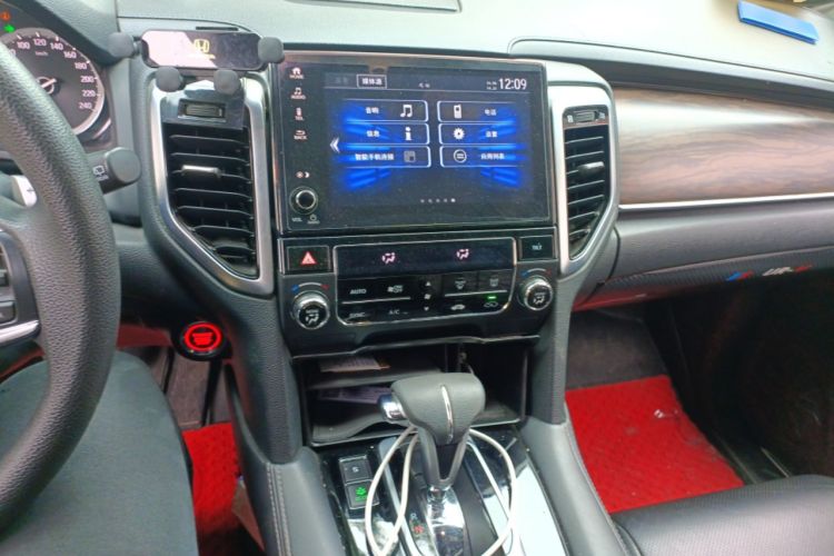 Used Honda UR-V 2017 240TURBO Two-Wheel Drive Classic Edition China V Audio And AC Panel