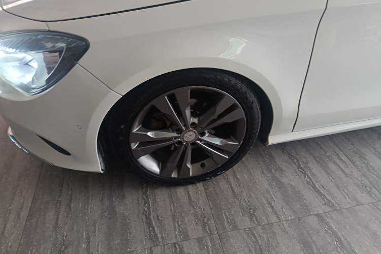 Used Mercedes-Benz CLA 2016 Refreshed CLA 200 Sport Edition Left Front Wheel Hub