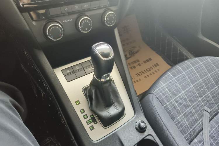 Used Skoda Octavia 2019 1.5L Automatic SmartDrive Comfort Edition China VI Standard
