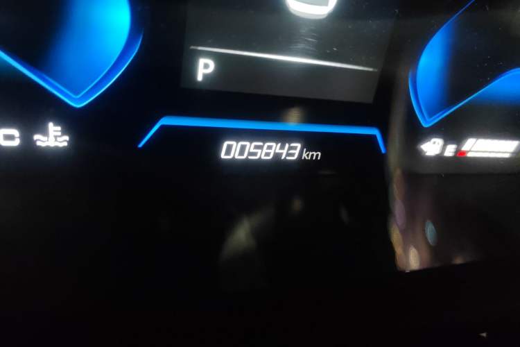 Used Dongfeng Aeolus Yixuan 2025 1.5L Automatic Luxury Version Odometer Close Up