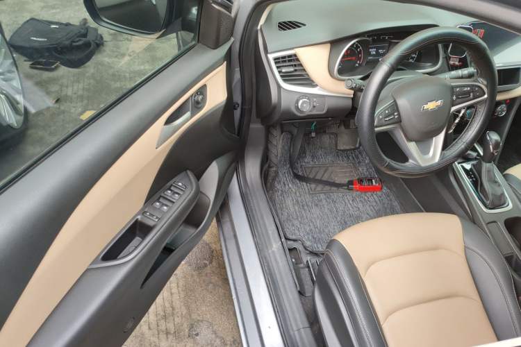 Used Chevrolet Monza 2022 320 Automatic Enjoyment Sunroof Version
