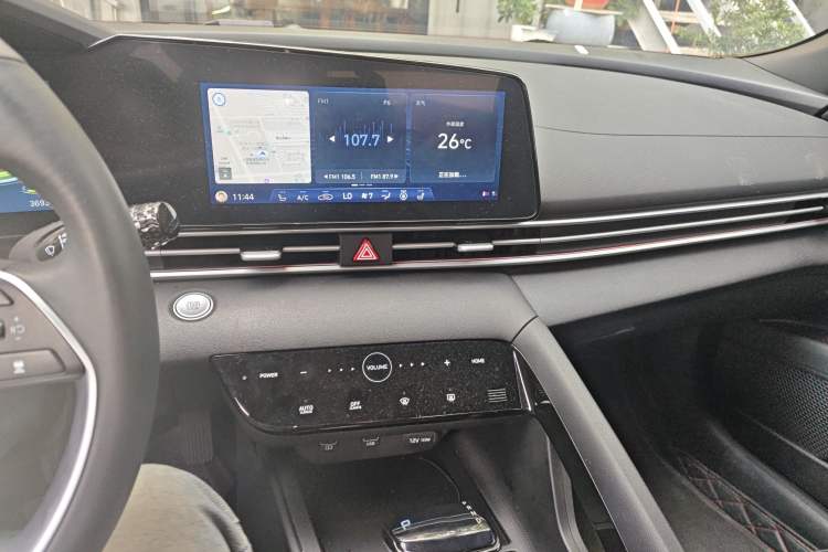 Used Hyundai Elantra 2022 1.5L CVT 20th Anniversary Edition
