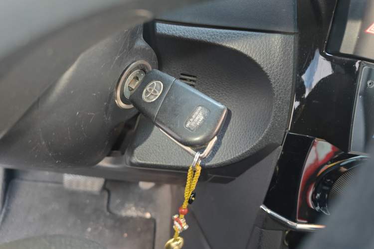 Used Toyota Corolla 2014 1.6L CVT GL
