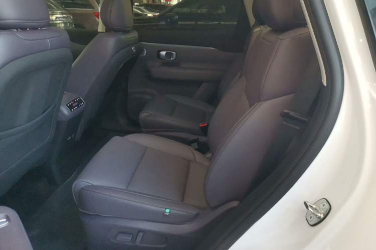 Used Leapmotor C16 2024 All-Electric 580 Luxury Edition
