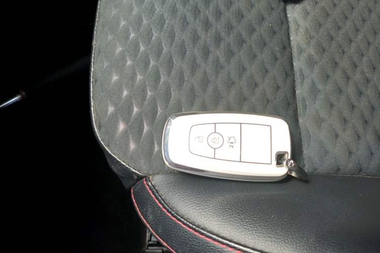 Ford Focus 2020 Sedan EcoBoost 180 Automatic ST Line usata