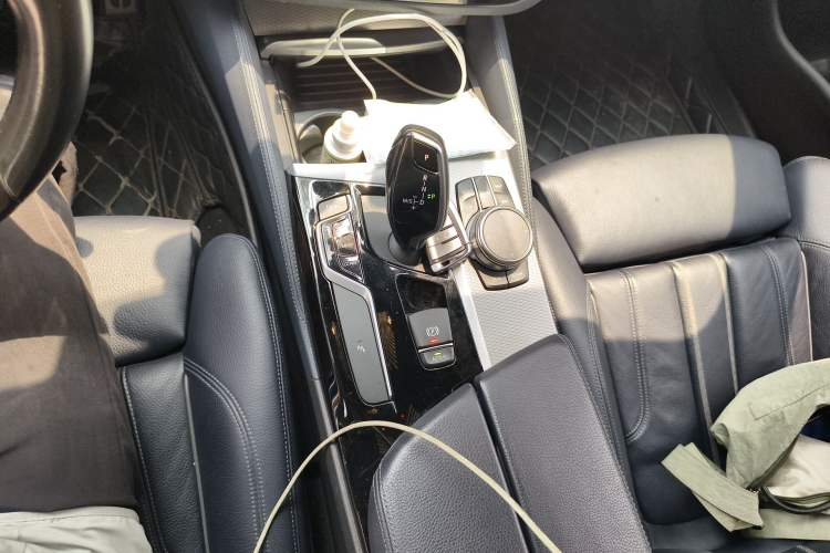 Used BMW 5 Series 2020 525i M Sport Package Gear Lever