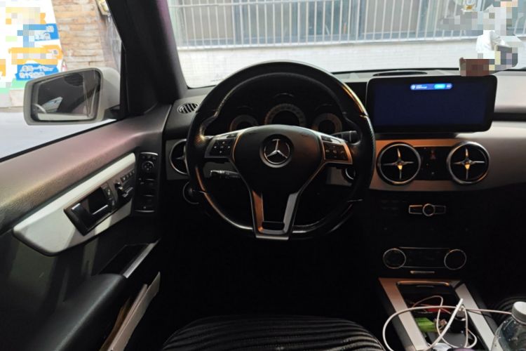 Used Mercedes-Benz GLK-Class 2015 GLK 260 4MATIC Fashion Edition Ultimate Version Steering Wheel