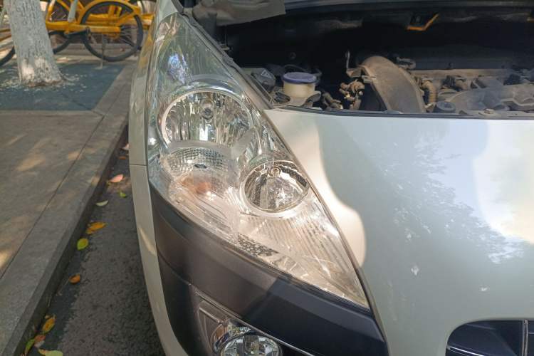 Used Peugeot 3008 2011 1.6T Luxury Model Right Front Headlight