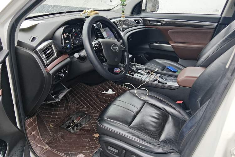 Used GAC Trumpchi GS8 2017 320T Four-Wheel Drive Luxury Smart Connectivity Version (7 Seats)