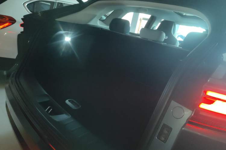 Used Changan UNI-K iDD 2022 Blue Whale iDD 130km 1.5T Excellence Model
