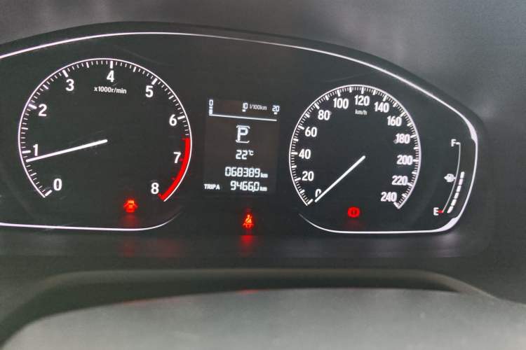 Used Honda Accord 2018 260TURBO Elite Edition China VI Odometer Close Up