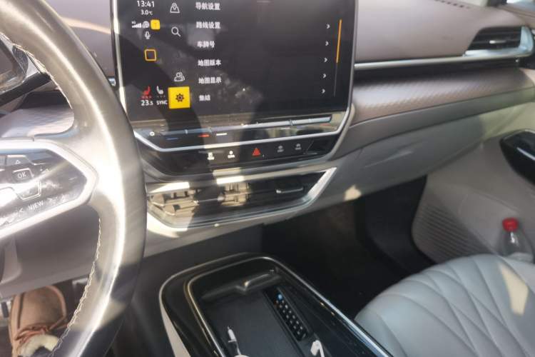 Used Volkswagen ID.6 X 2022 Smart Enjoyment Long-Range Edition
