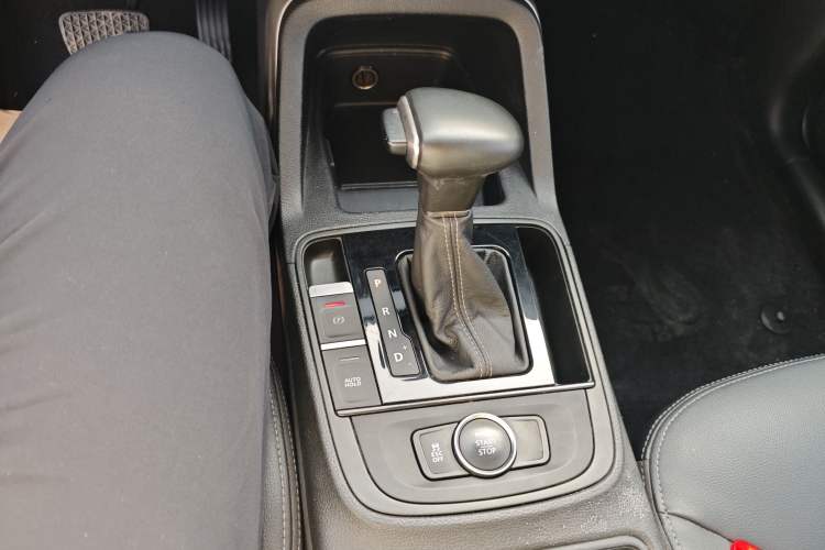 Used Qoros 5 2018 Revised Version 1.6T Automatic Leading Edition