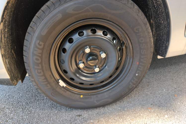 Used Wuling Hongguang New Energy 2024 All-Electric Model 300KM Practical Version