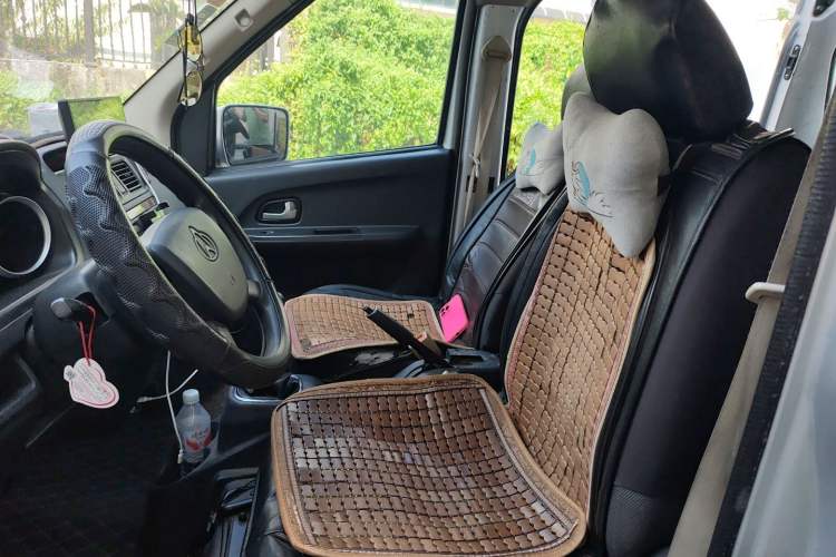 Used Chana Ruixing M60 2020 1.5L Standard Version China VI Van with 5 Seats Equipped with DAM15KR