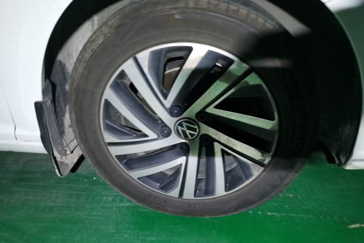 Used Volkswagen Lavida 2023 1.5L Automatic Full-Comfort Edition
