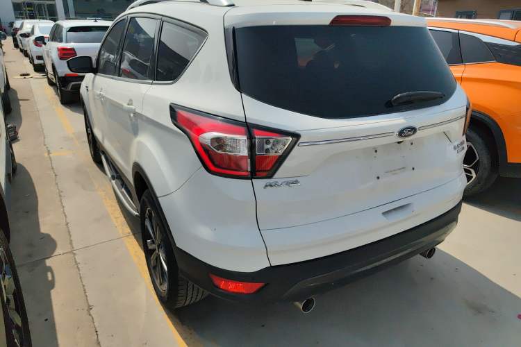 Used Ford Kuga 2019 EcoBoost 180 Two-Wheel-Drive Platinum Edition China VI Standard
