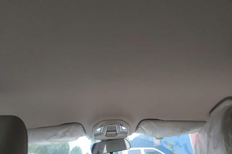 Used Wuling Xingguang 2024 Co-Creation Edition 510 Advanced Model