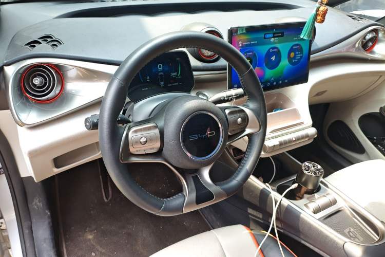 Used BYD Dolphin 2021 405 km Fashion Edition
