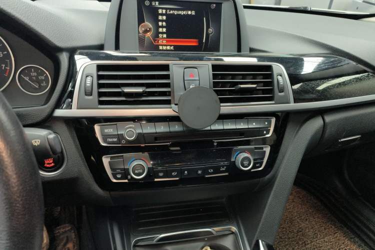 Used BMW 3 Series 2017 320Li Fashion Model
