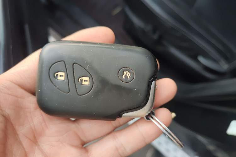 Used BYD S6 2013 Platinum Edition 2.0L Manual Luxury Model
