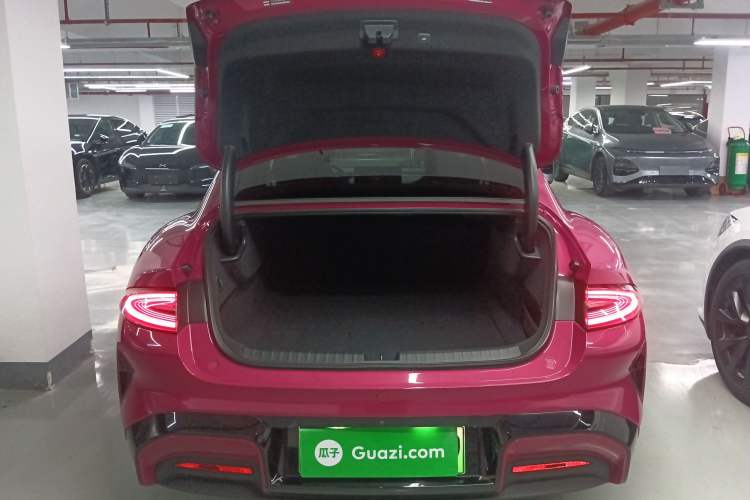 Used Xiaomi Auto SU7 2024 Rear-Drive Ultra-Long Range Advanced Pro-Level Intelligent Driving Version Trunk