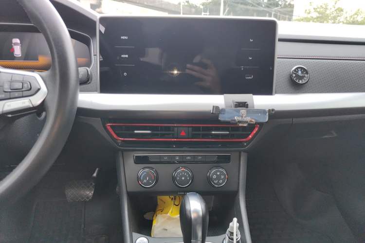 Used Volkswagen Lavida 2023 280TSI DSG Starry Sky Deluxe Edition Audio And AC Panel