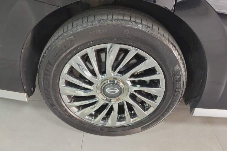 Used GAC Trumpchi M8 2024 Zongshi Series 400T Pioneer Edition Exterior 5