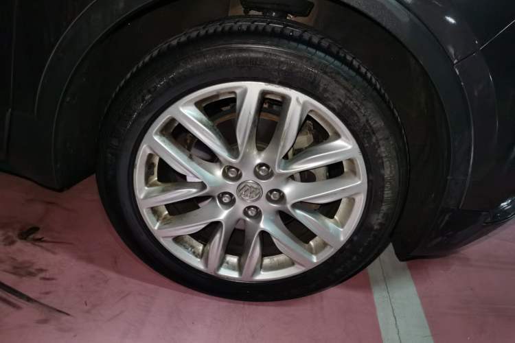 Used Buick Envision 2017 28T Four-Wheel Drive Elite Model
