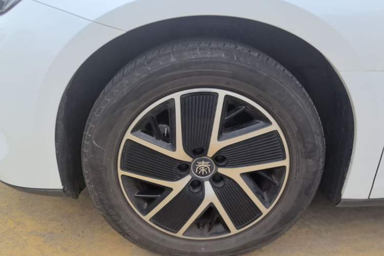 Used BYD Qin L 2024 DM-i 120KM Leading Model
