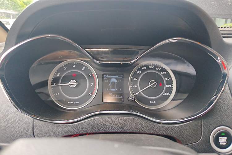 Used Baojun 560 2016 1.8L Manual Luxury Edition